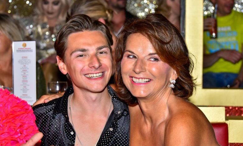 Claudia Obert – Mode, Mut und mediale Magie Claudia Obert