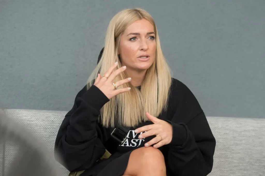 Karo Kauer Freund: Wenn dein Partner Geheimnisse hat – So erkennst du es und handelst richtig Karo Kauer Freund