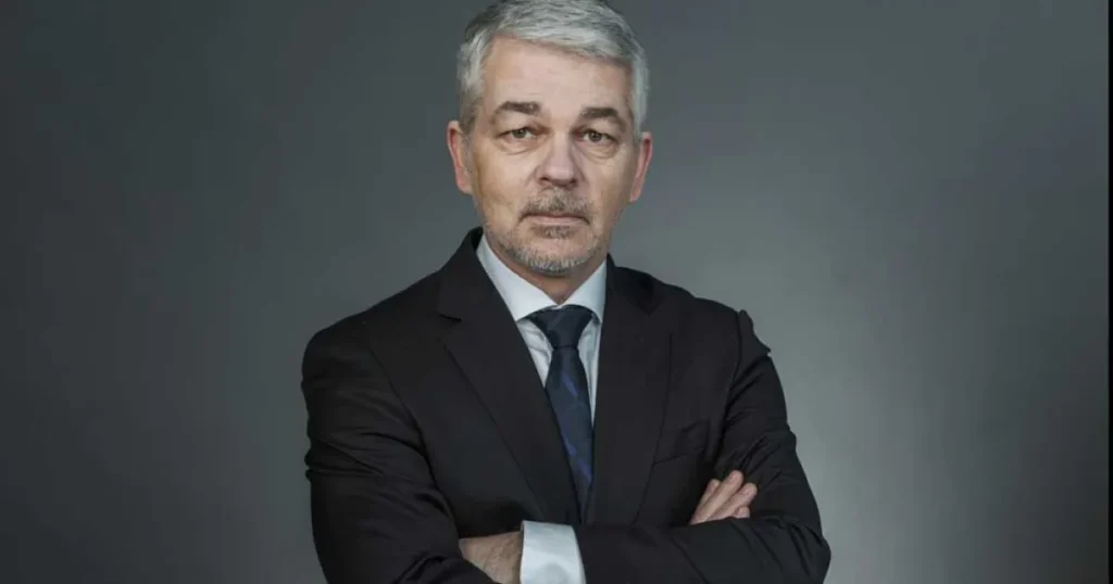 Mit wem ist Carlo Masala verheiratet